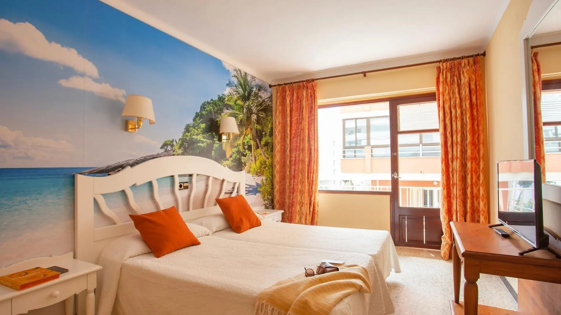 Bj Hostal Bona Vista S'Illot